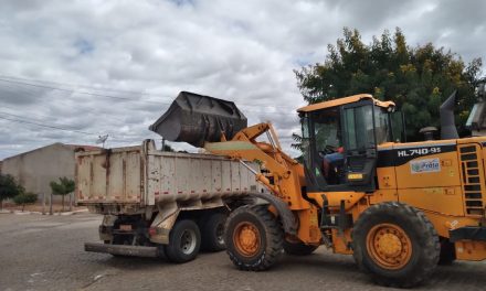 Prefeitura de Prata reforça limpeza no município