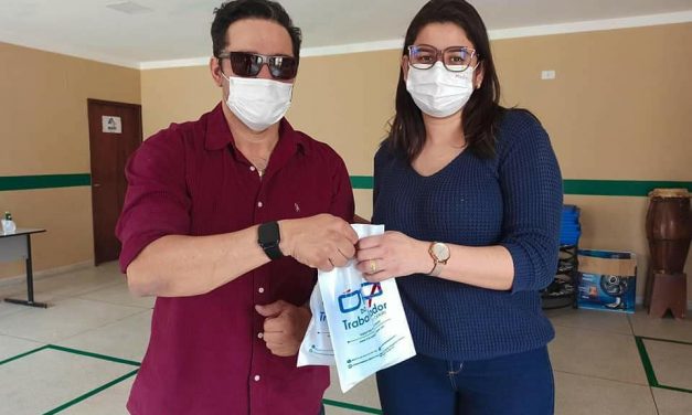 PREFEITURA DE PRATA EM PARCERIA COM A ASSOCIAÇÃO VETOR VISUAL – AVV REALIZOU A ENTREGA DE ÓCULOS PARA A POPULAÇÃO