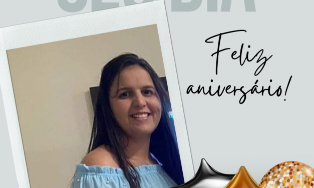FELIZ ANIVERSÁRIO, SECRETÁRIA GIRLANE FERNANDES!