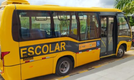As comemorações ao dia independência, prefeito Genivaldo Tembório entregará uma pá carregadeira e ônibus