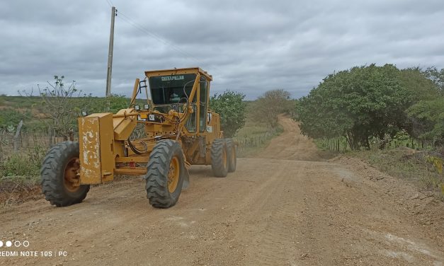 Prefeitura de Prata reinicia a recuperação das estradas vicinais do município