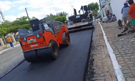 Mobilidade Urbana :Prefeitura de Prata inicia obras de pavimentação asfáltica em quatro Ruas.