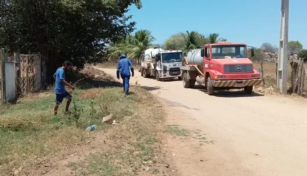 Prefeitura da Prata e GAGEPA realizam ação de limpeza e desobstrução do sistema de esgotamento sanitário